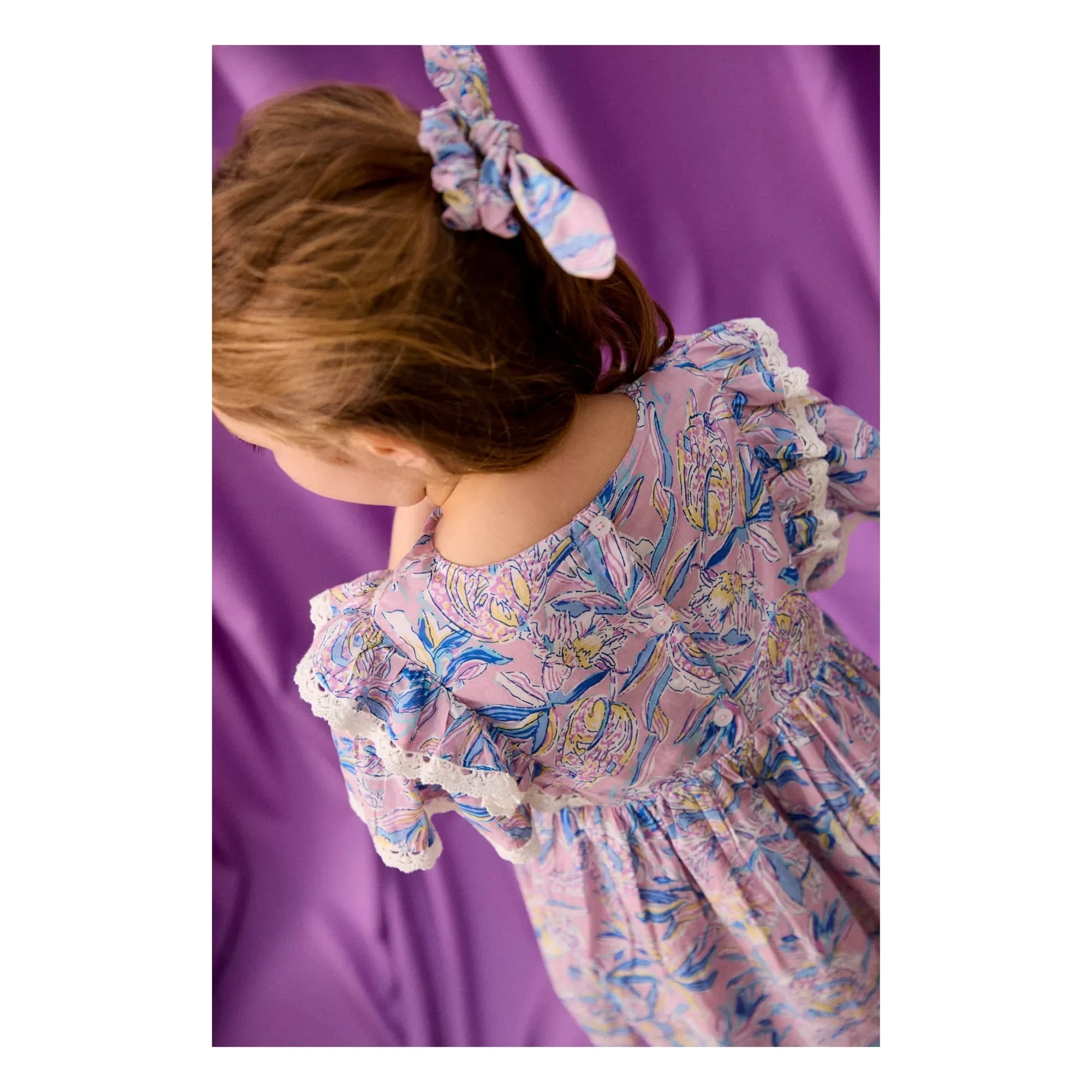 Louise Misha - Chouchou Chloe Fleuri Fibras Recicladas | Rosa