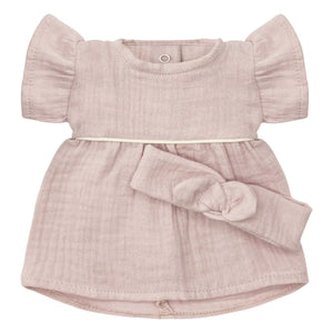 Minikane - Vestidor de muñecas - Vestido Daisy y diadema de gasa de algodón | Rosa