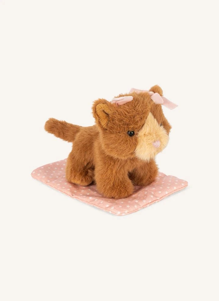 Konges Sløjd - Kutusundaki peluş kedi yavrusu