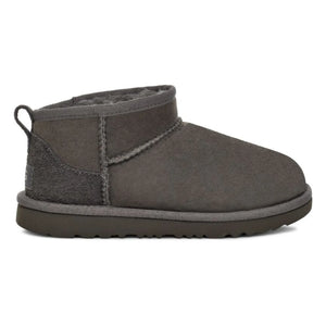 UGG - Botas con forro de piel Classic Ultra Mini | Gris