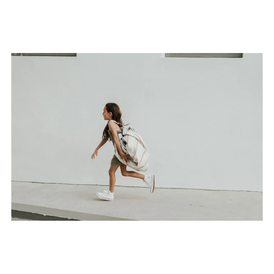 Play and Go - Bolsa / colchoneta de exterior Noomad - Rayas | Azul claro