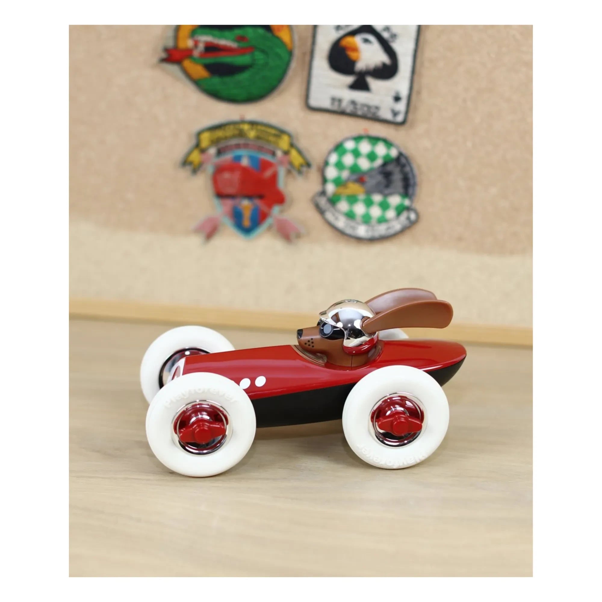 Playforever - Coche Rufus | Rojo