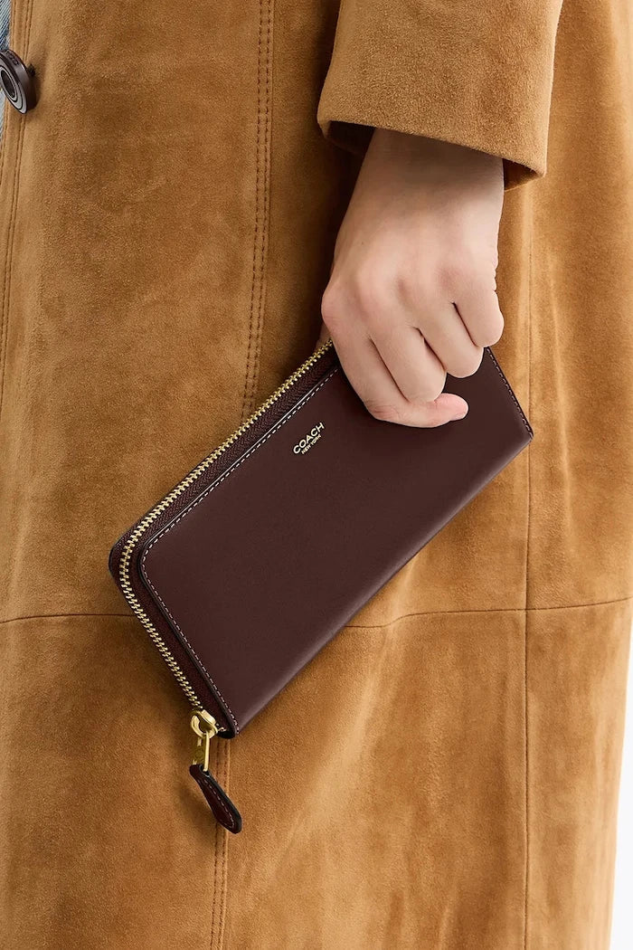 Cartera de cuero Coach Accordion Zip para mujer