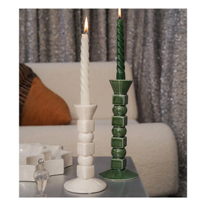 The Socialite Family - Candelabro Anna de cerámica mediano | Verde oliva