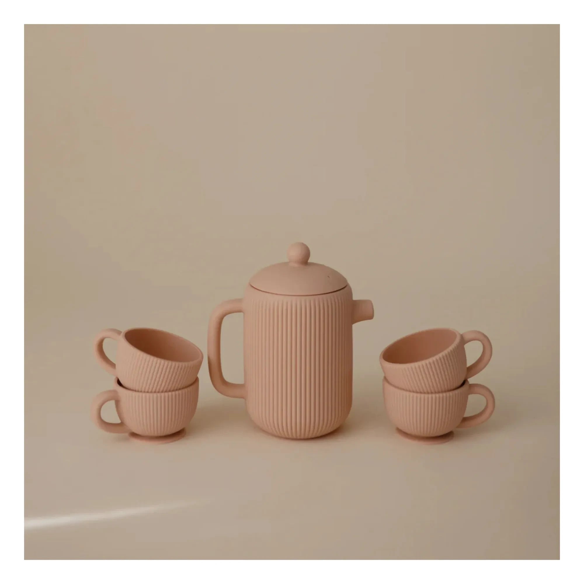 Mushie - Juego de té de silicona | Rosa empolvado