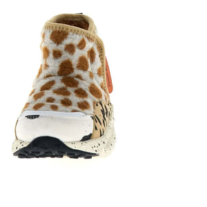 Flower Mountain - Zapatillas Taro Jungle y Teddy | Marrón claro