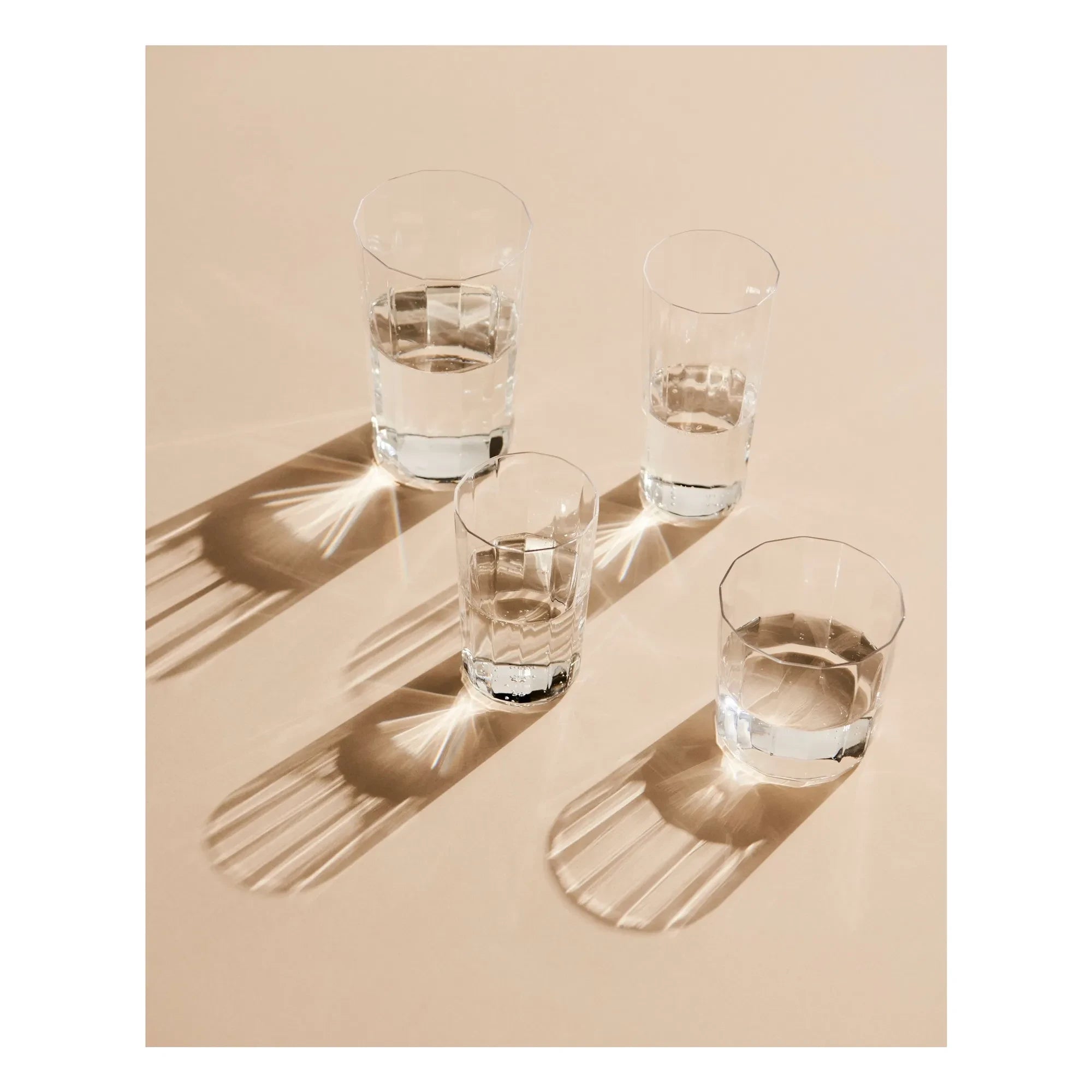Hay - Vasos en ángulo - Juego de 4