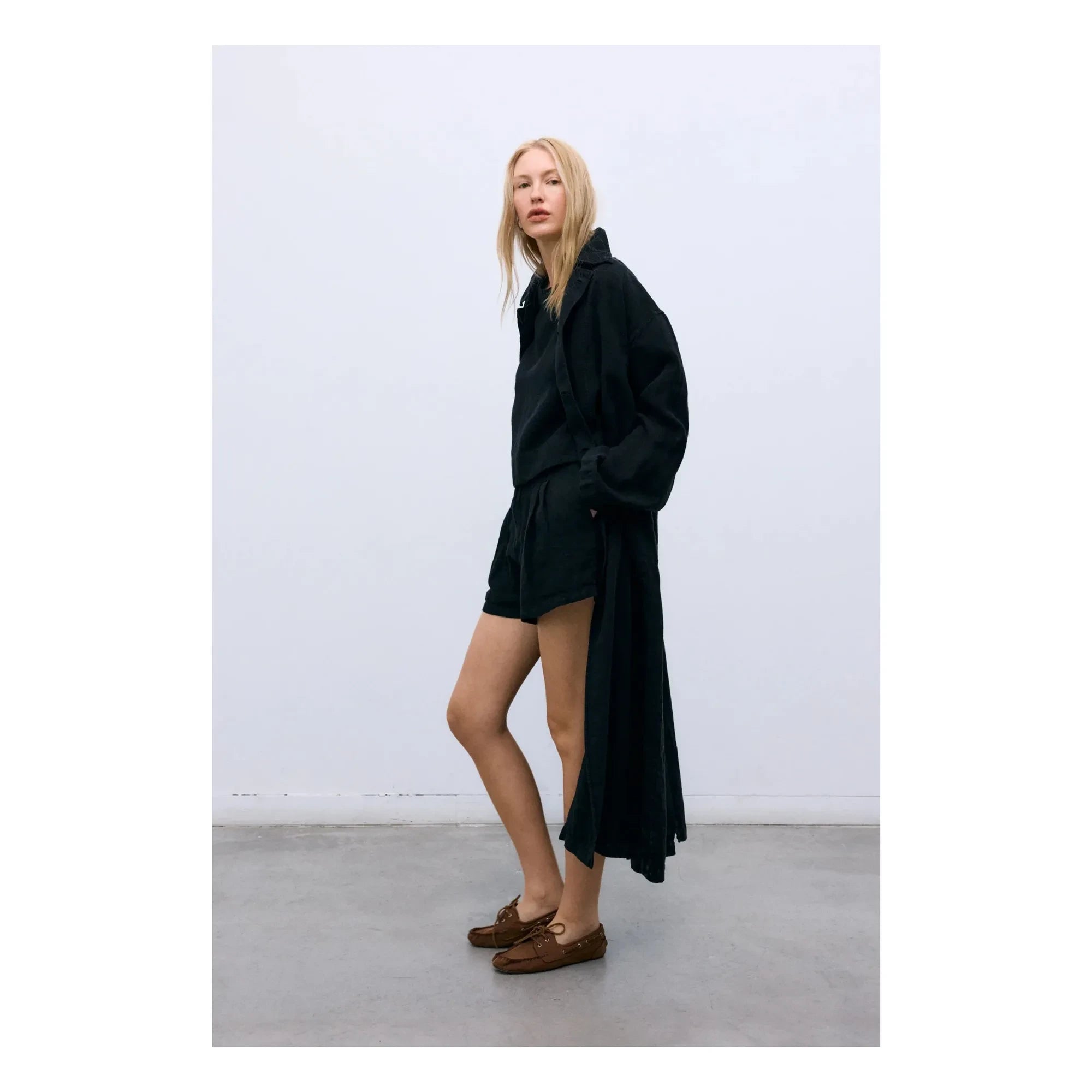 the new society - Melissa Shorts | Negro