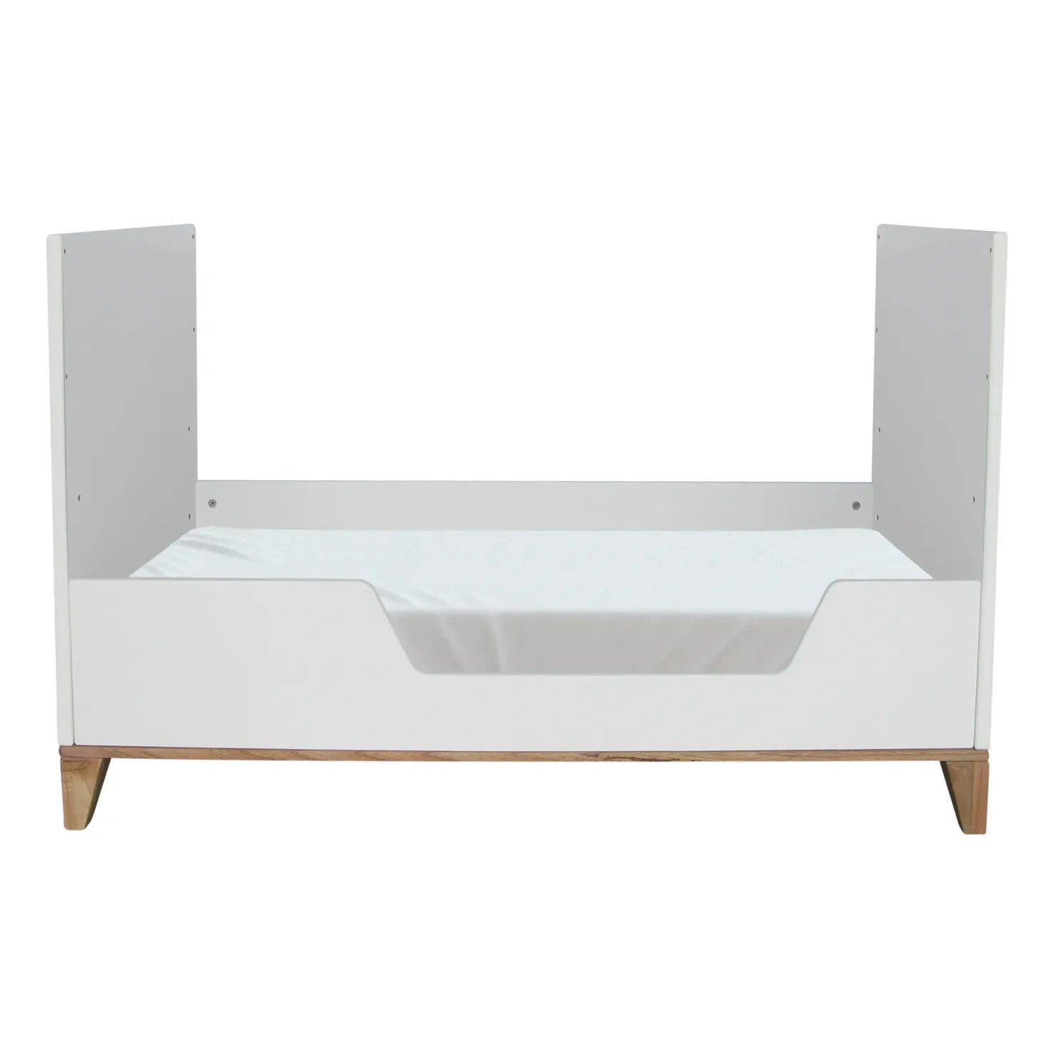 Théo - Nami Sedir ve Rattan Örgü Bebek Yatağı 60x120cm | Beyaz