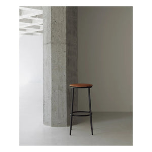 Normann Copenhagen - Taburete de bar Circa | Marrón