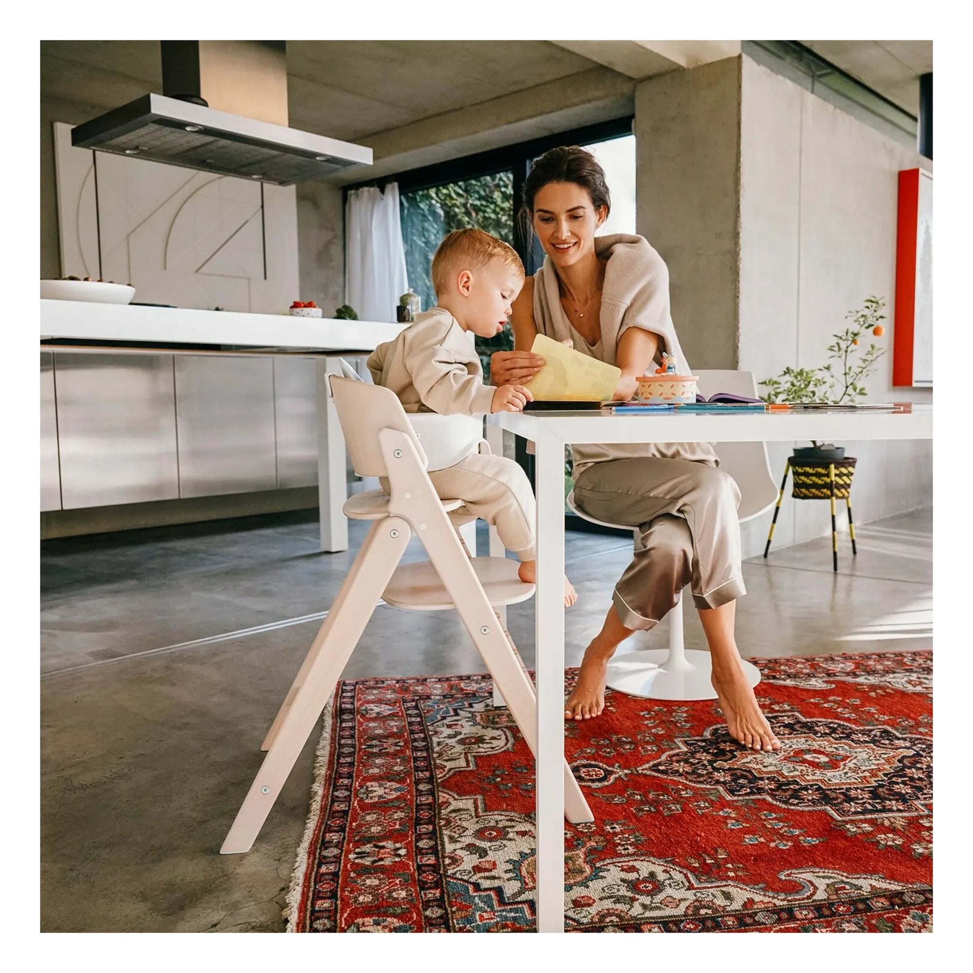 Cybex - Click&Fold - 4'ü 1 Arada Mama Sandalyesi | Beyaz