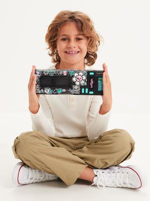 Smiggle - Estuche automático para lápices Trailblazer con calculadora