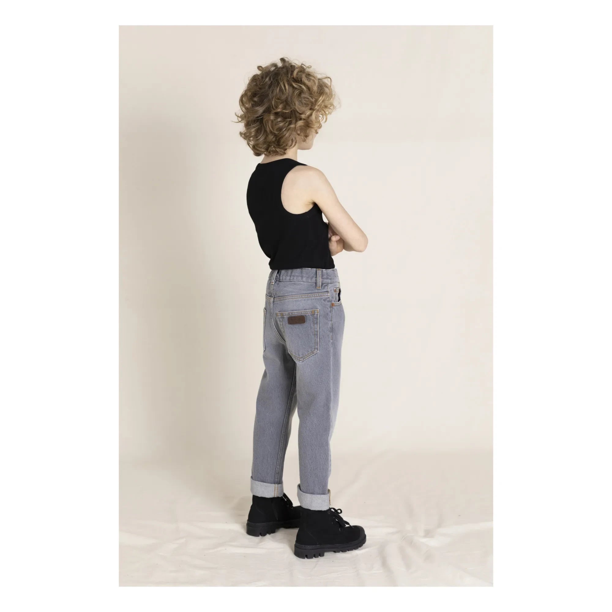 Finger in the nose - Ollibis Bol Jean | Gris vaquero