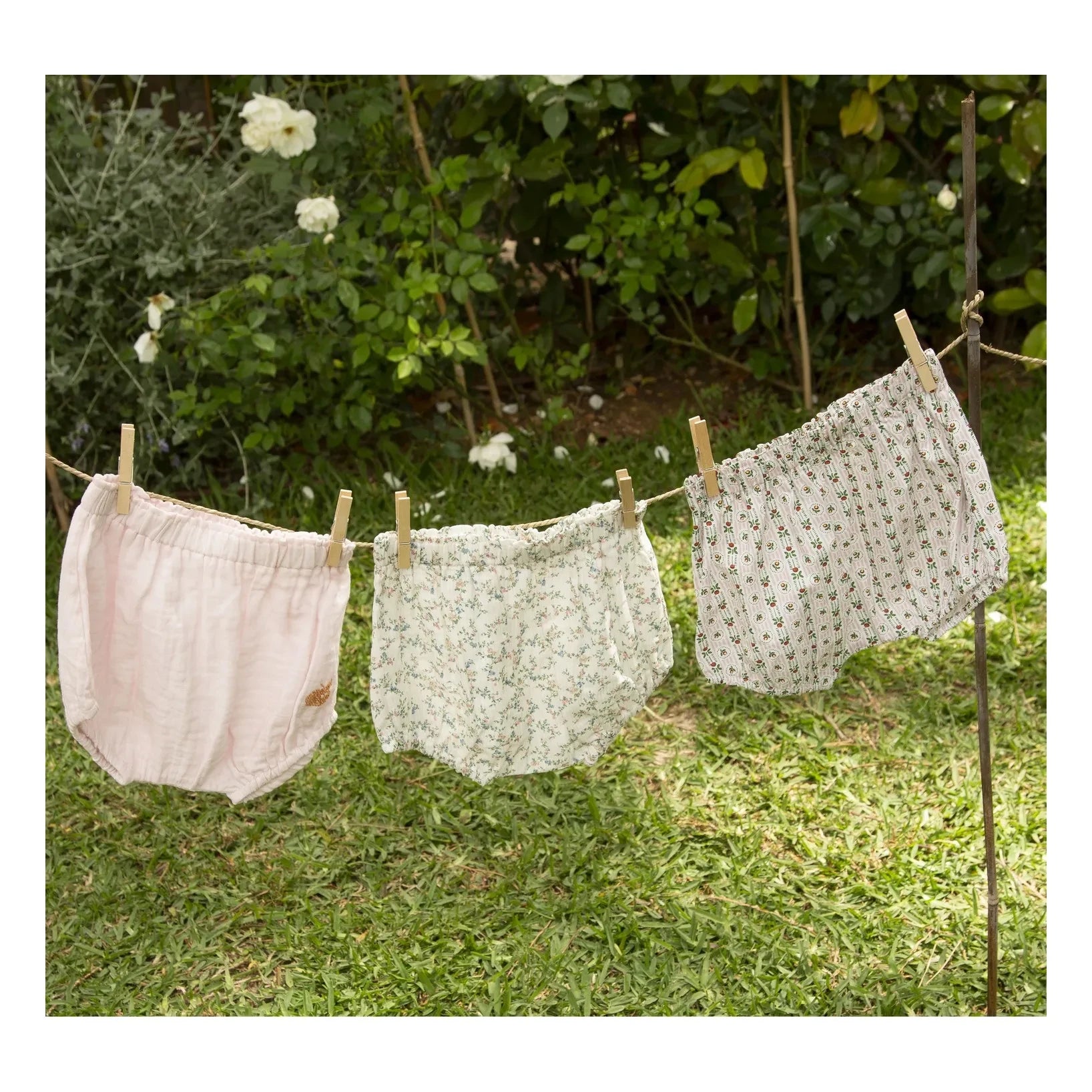 Editions Aimable - Bérénice Bloomer | Pudra Pembe Gazlı Bez