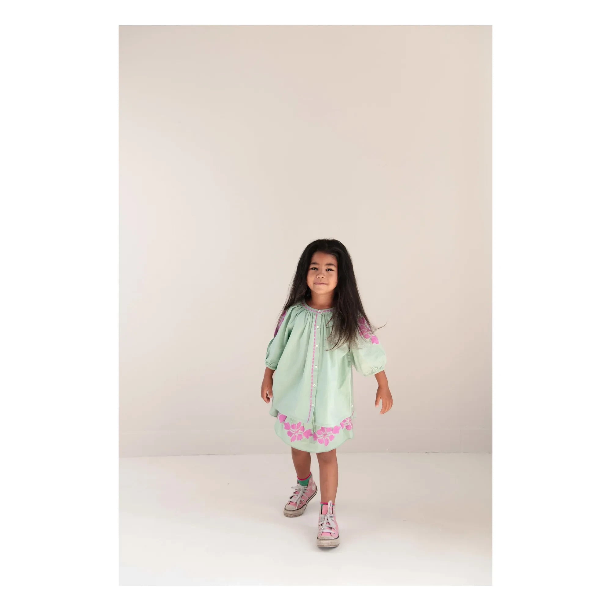 Jenest - Blusa bordada Colette Keten | Verde almendra