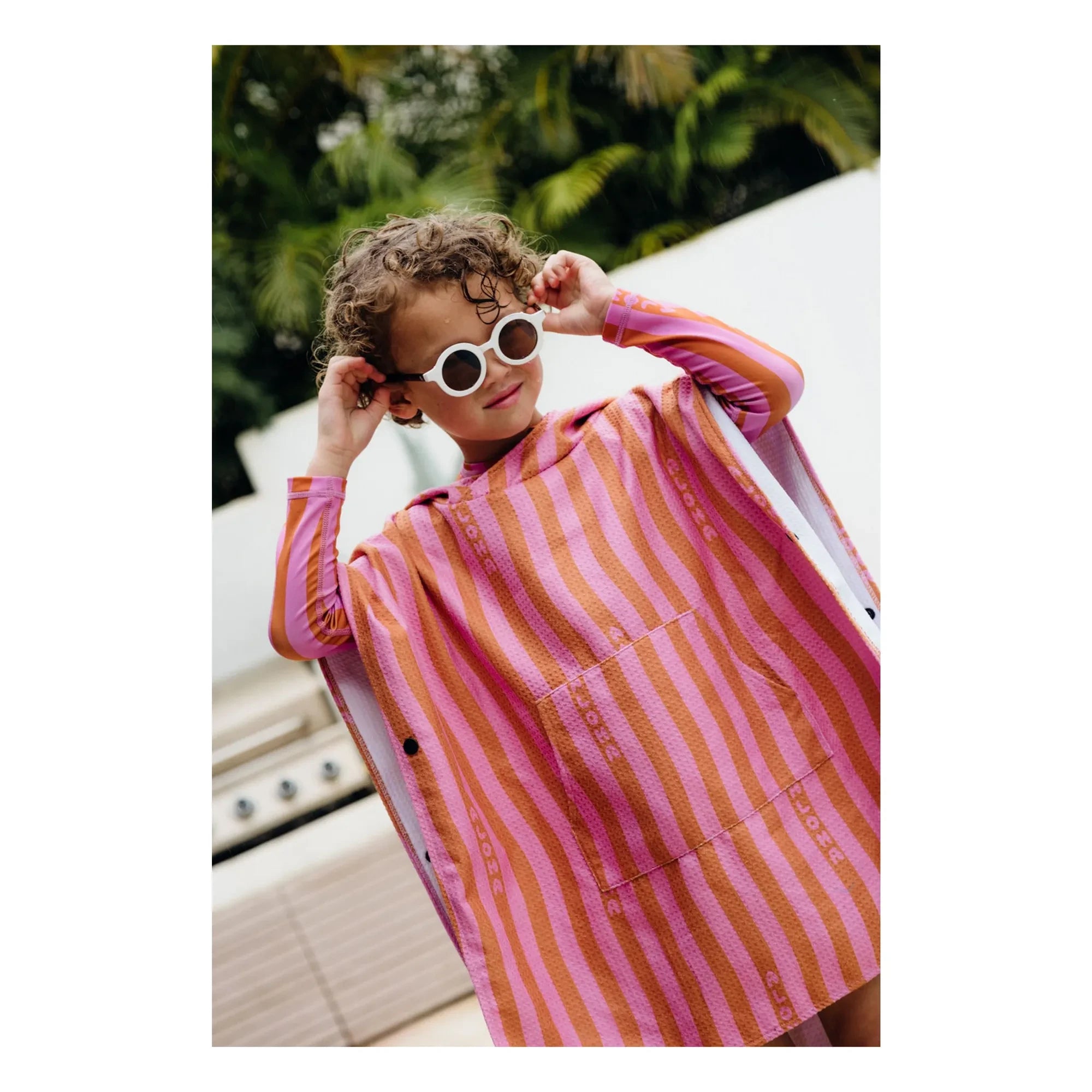 Beach & Bandits - Poncho a rayas de algodón orgánico Aloha | Rosa