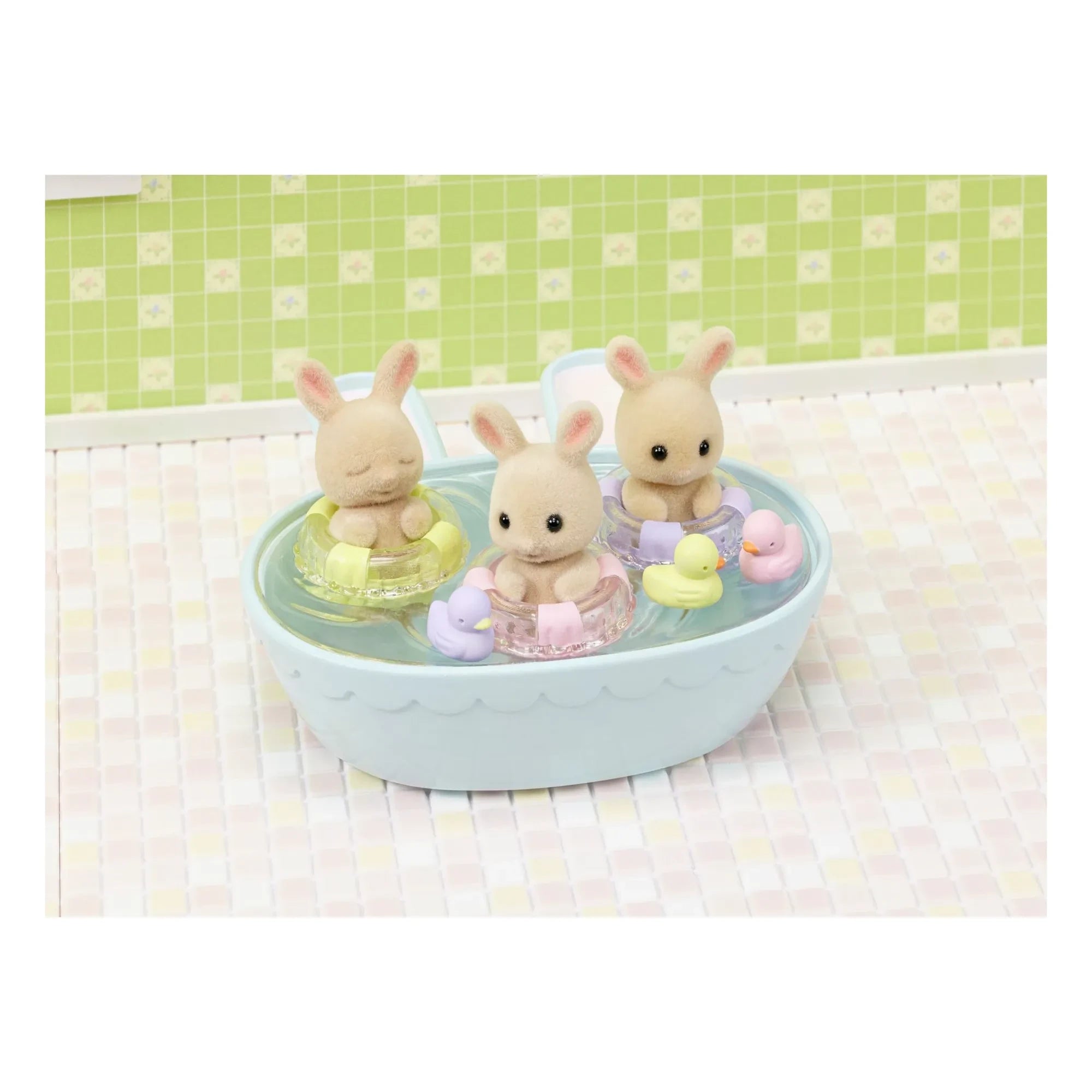 Sylvanian Families - Trillizos conejos Crema y accesorios de baño