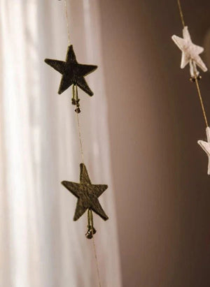 Muskhane - Fieltro "Shooting Stars" Garland | Moss Green