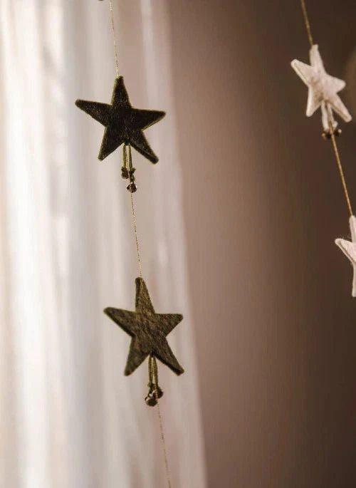 Muskhane - Fieltro "Shooting Stars" Garland | Moss Green