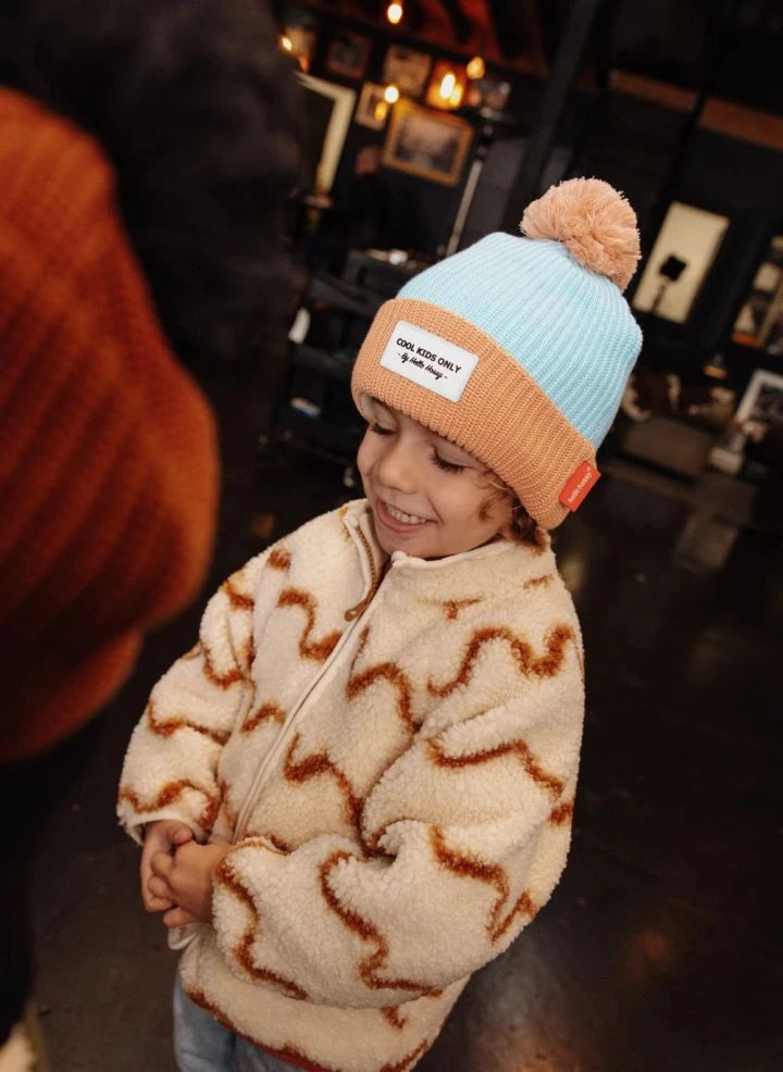 Hello Hossy - Gorra de Algodón Orgánico con Pompones y Bloques de Color | Azul