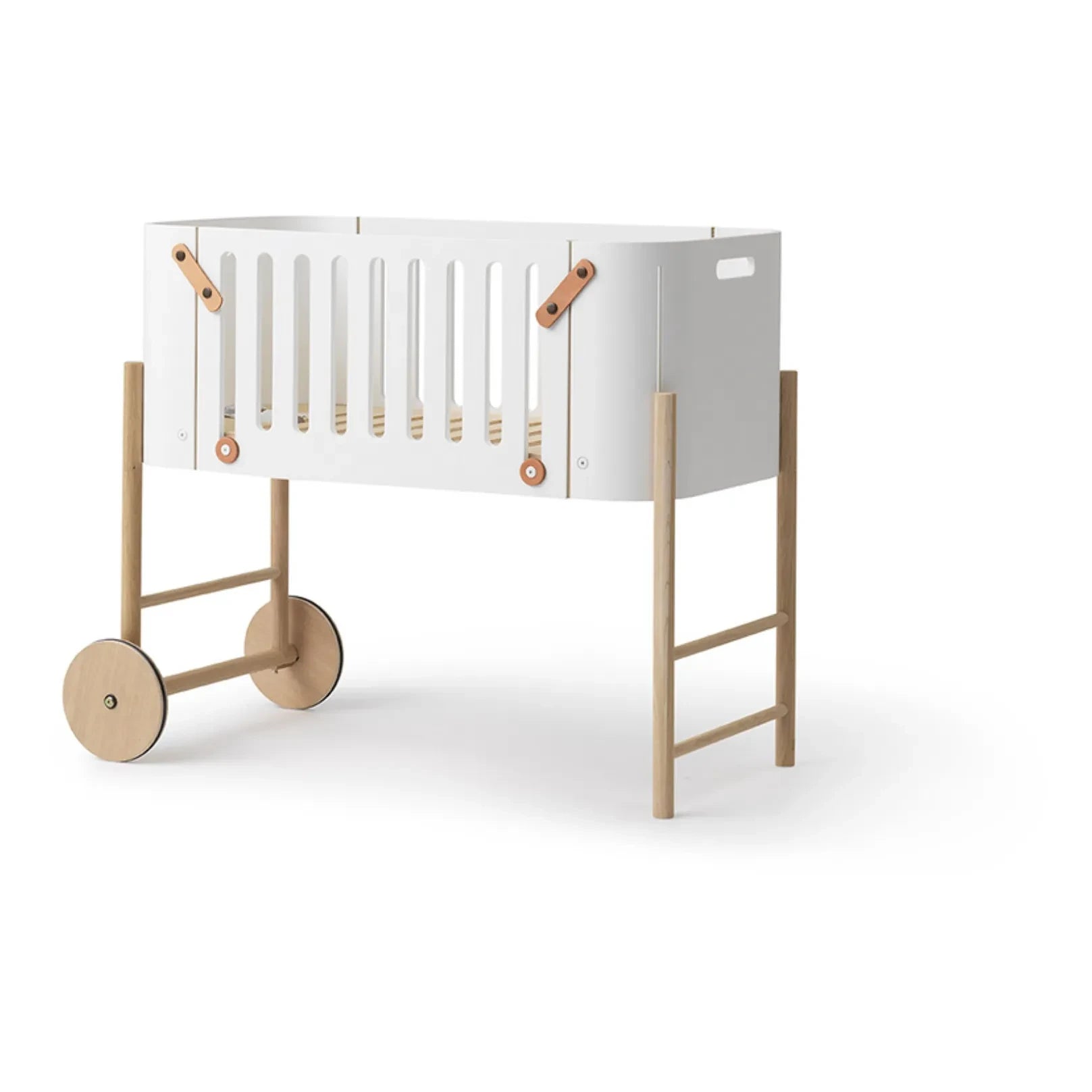 Oliver Furniture - Cododo Uzatılabilir Ahşap Yatak | Beyaz