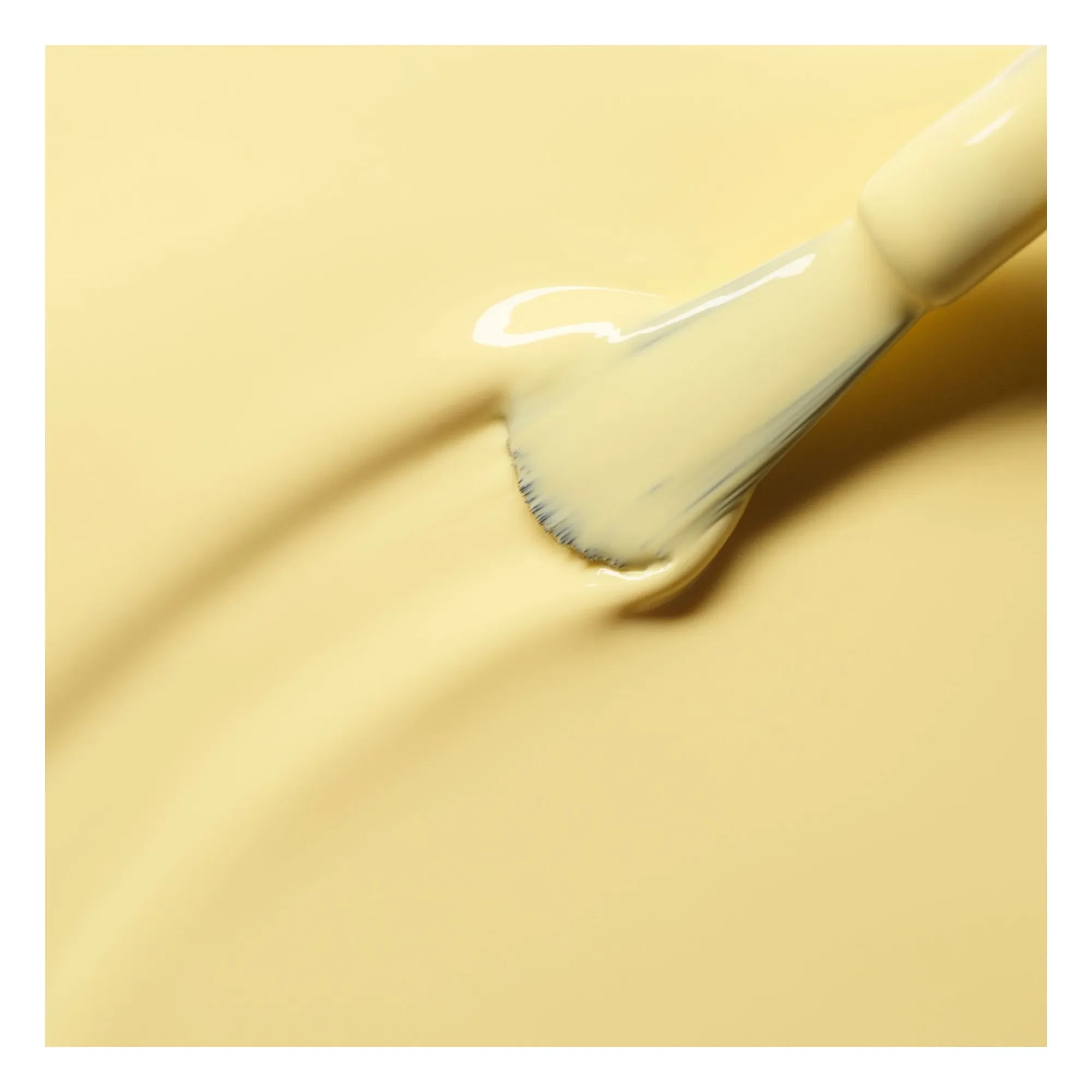 Manucurist - Esmalte semipermanente Mimosa Green Flash - 15 ml