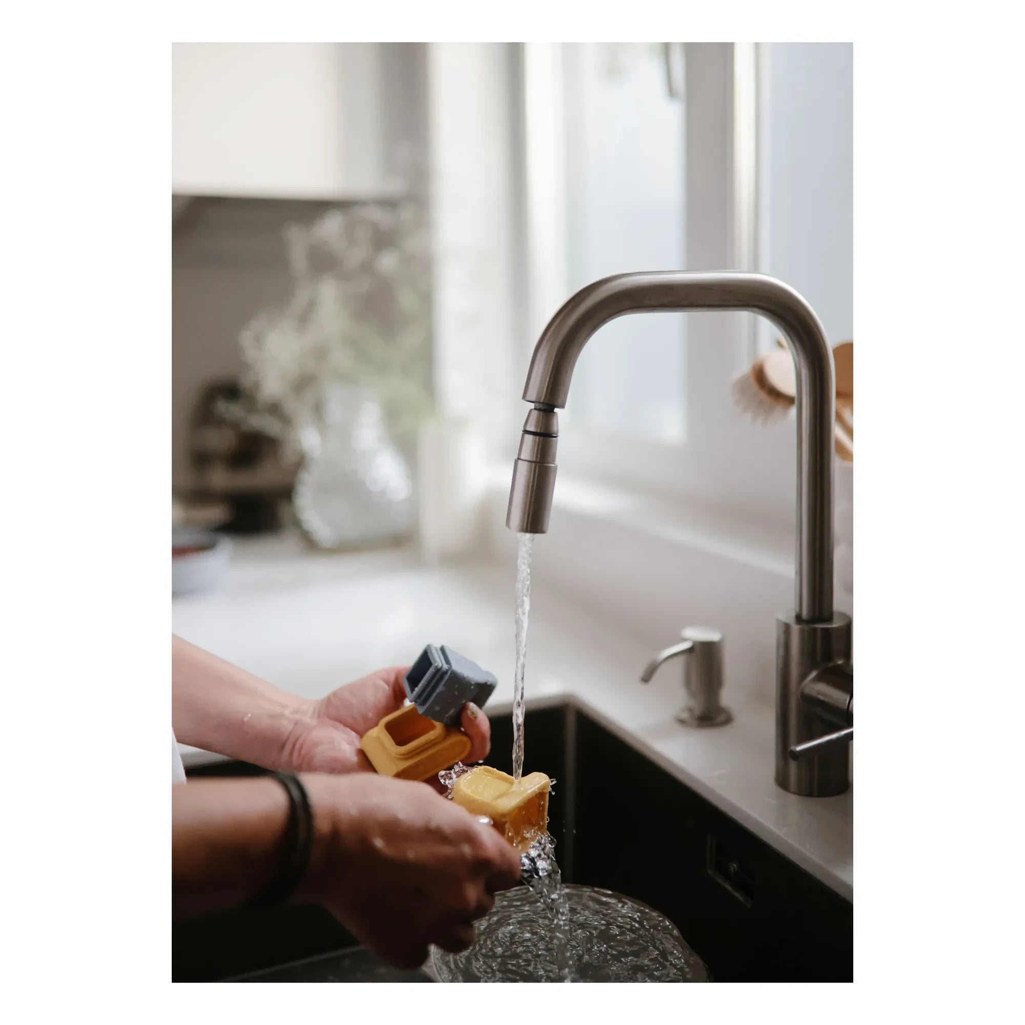 Mushie - Juguetes de baño Vehículos - Set de 4