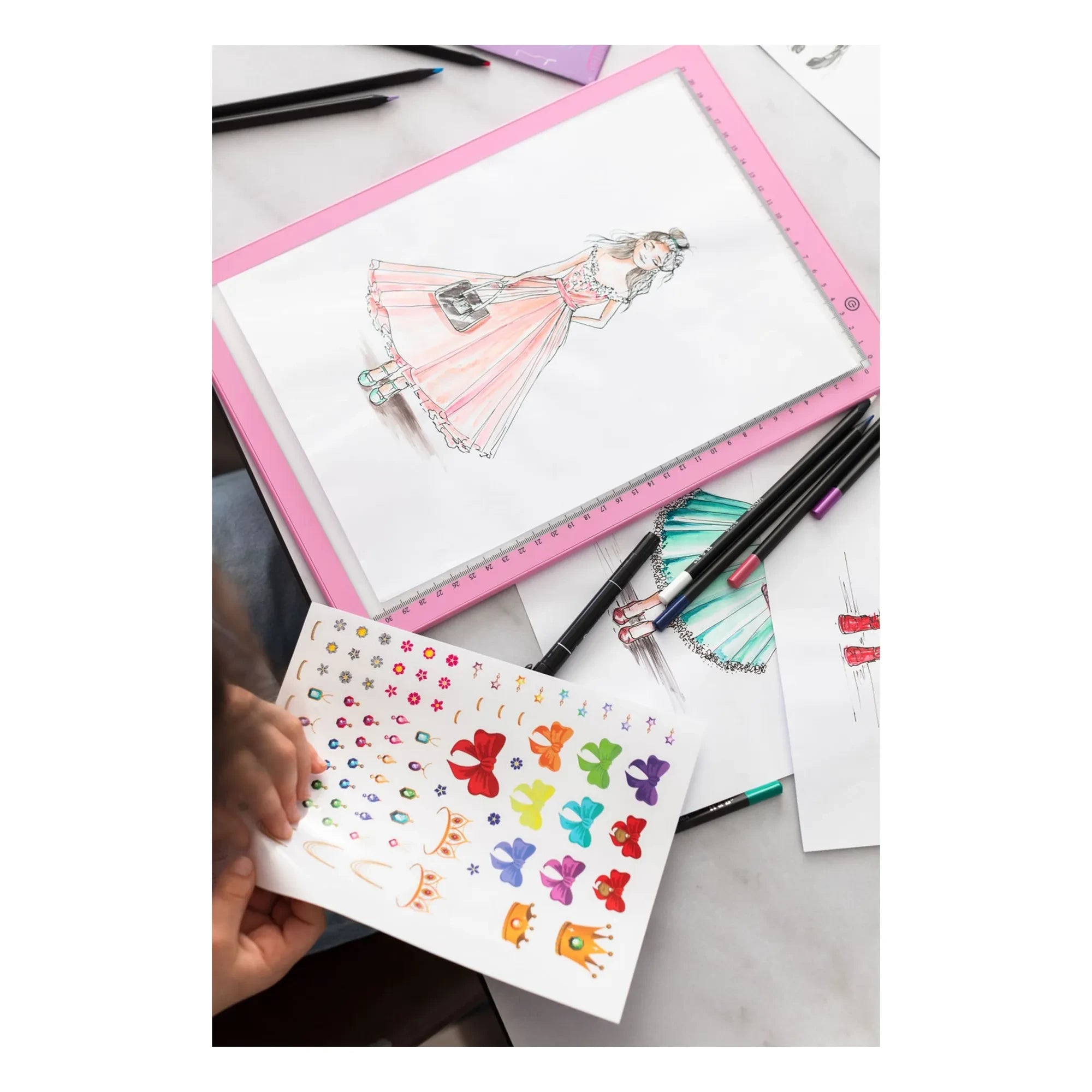 Sycomore - Artissimo - Işıklı tablet ile stil atölyesi