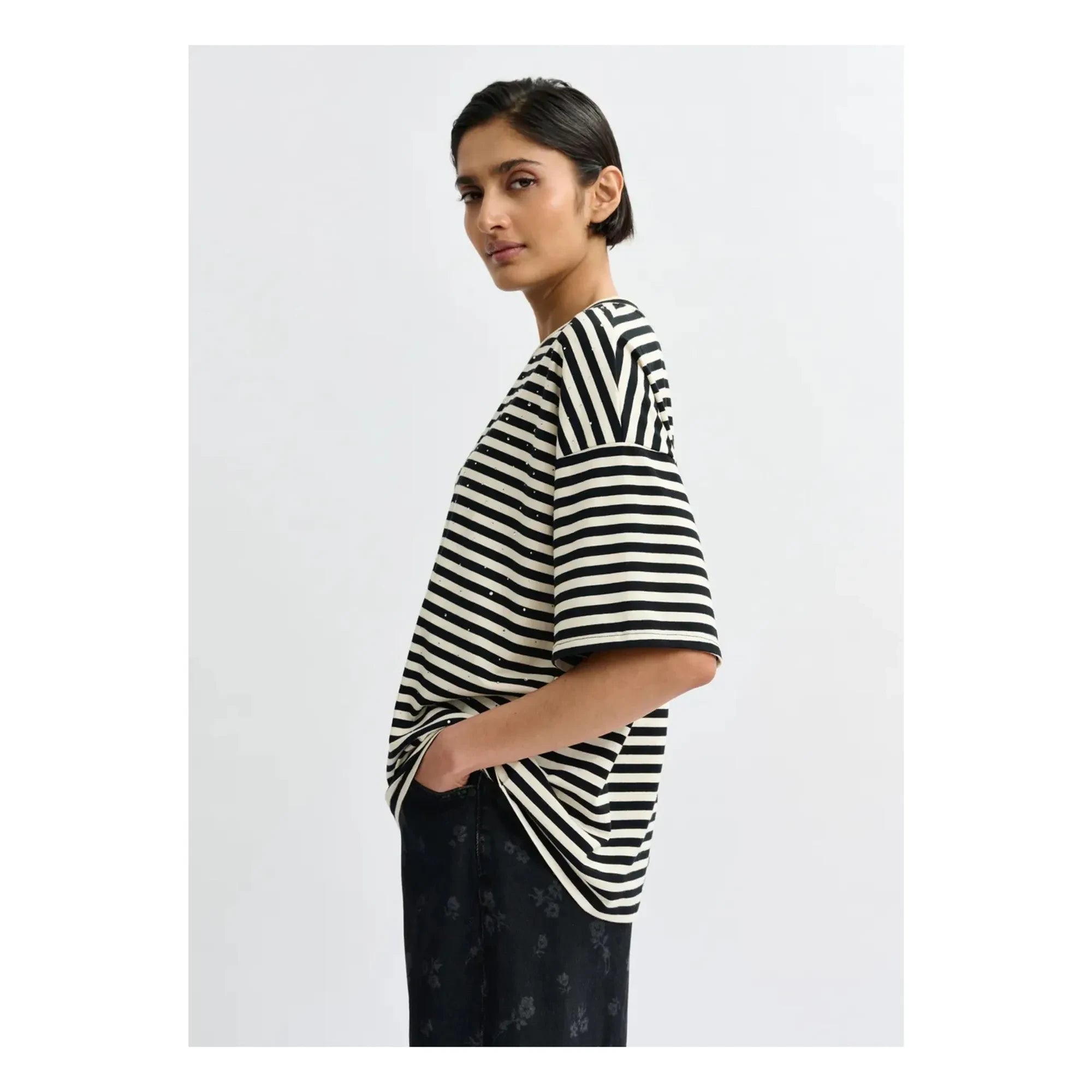 Essentiel Antwerp - Camiseta de rayas con cuentas Joste | Blanco