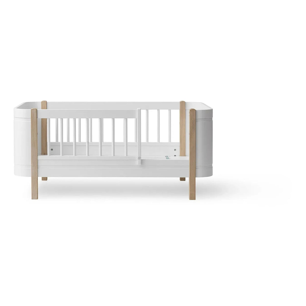 Oliver Furniture - Cuna Mini+ de madera, kit junior incluido | Roble