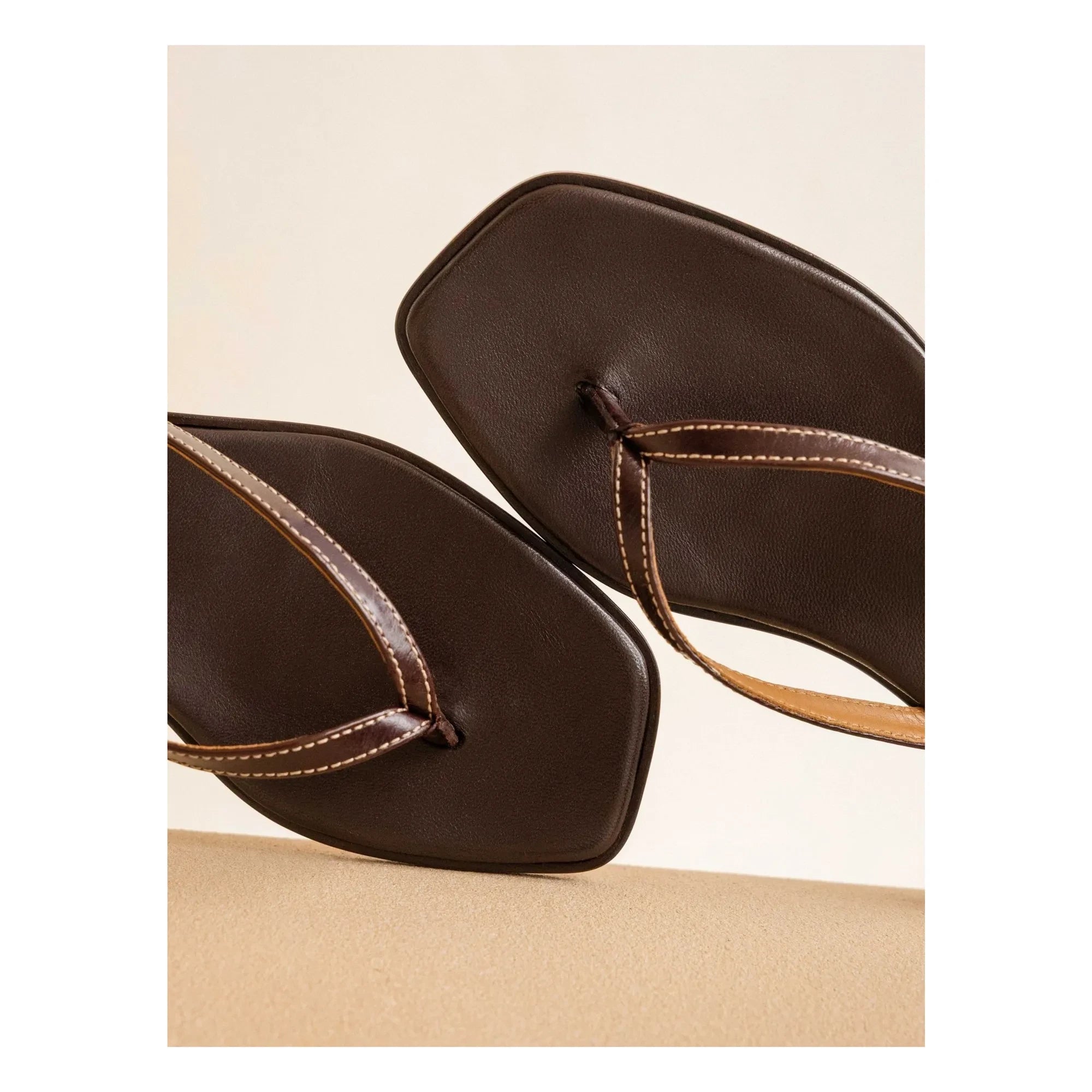 Bobbies - Sandalias de cuero lisas | Marrón