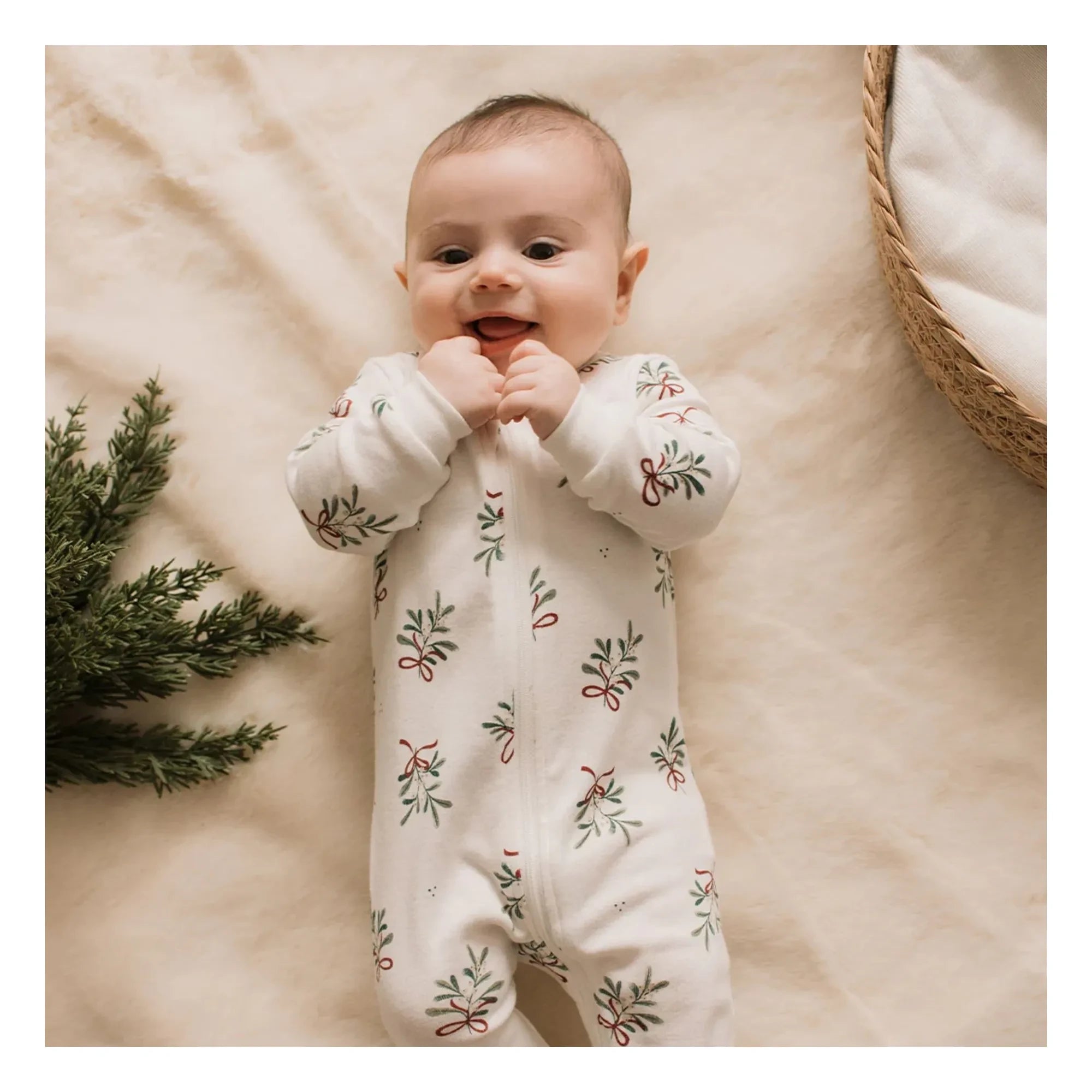 Petit Lem - Pijama de algodón orgánico con pies, diseño de muérdago | Blanco