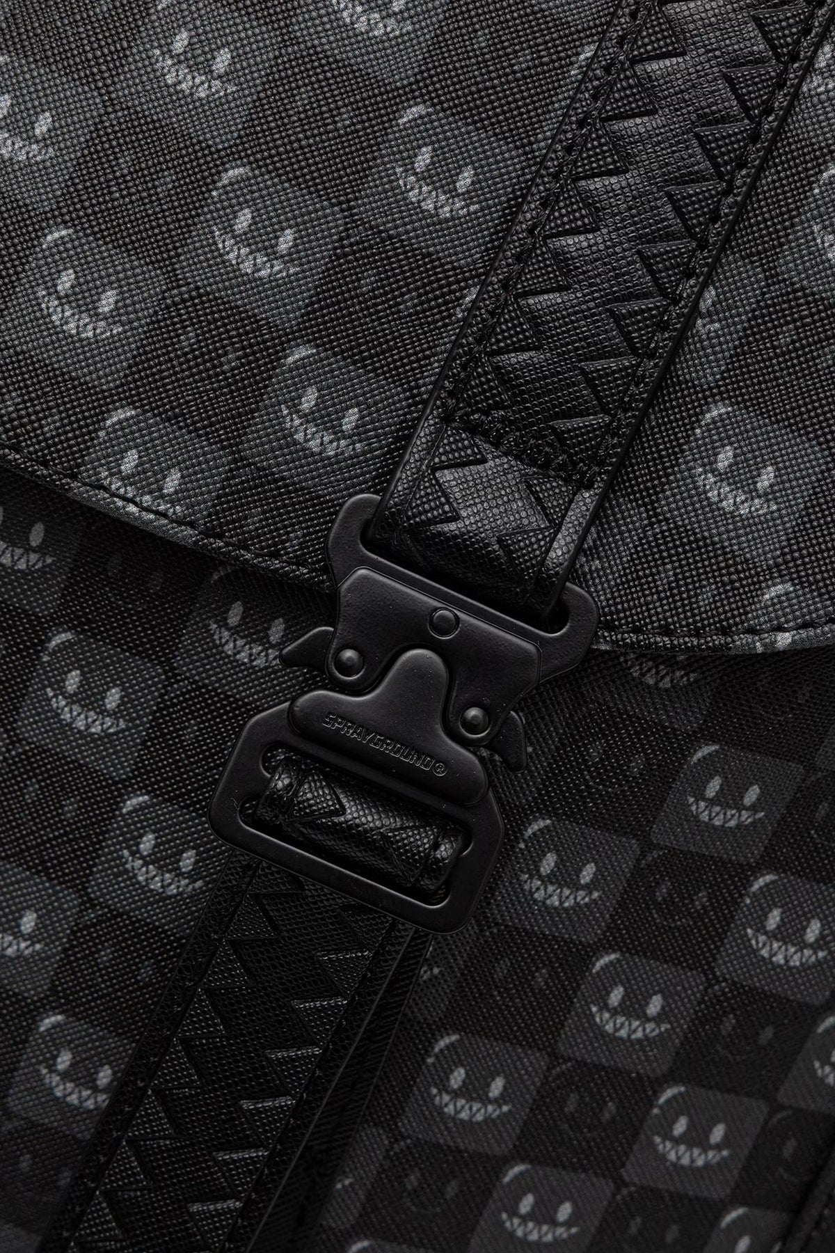 Sprayground - Mochila Negra con Tiburones en París 910B9311NSZ