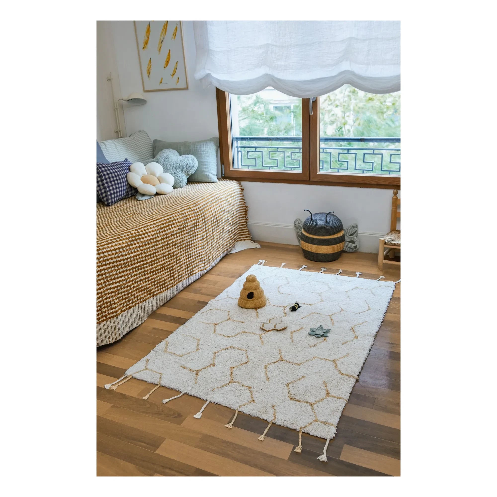 Lorena Canals - Alfombra de polinización