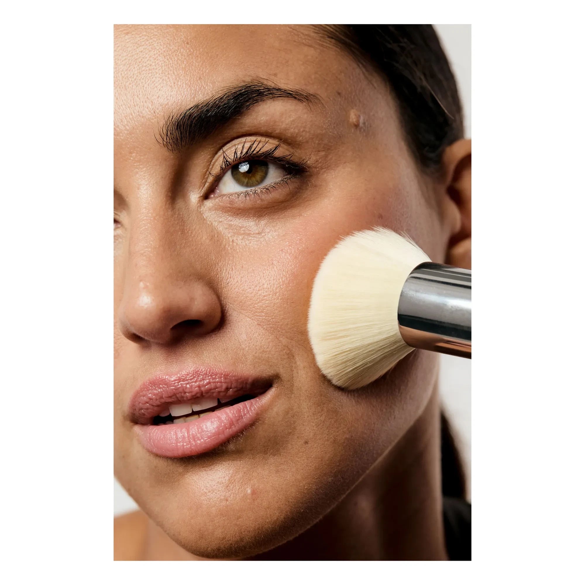 AIME - Base de maquillaje en polvo SPF+30 - 7g | Tostado