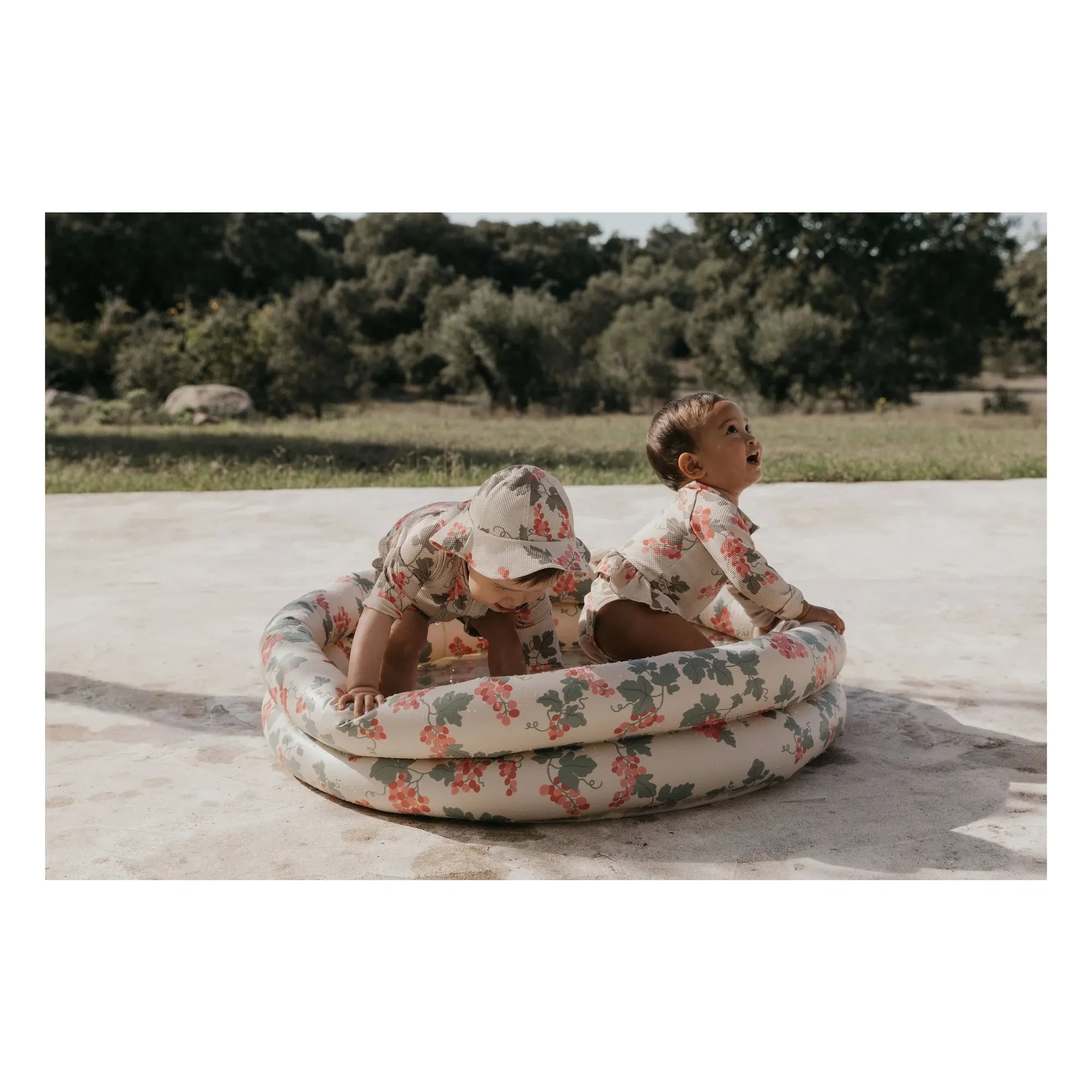 garbo&friends - Piscina inflable Uvas Rosa
