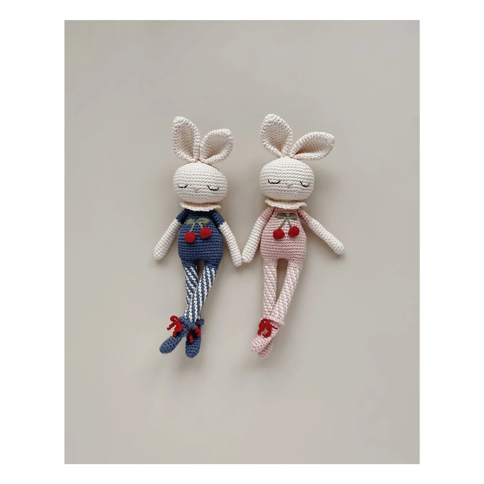Patti Oslo - Peluche de conejo Britney | Azul marino