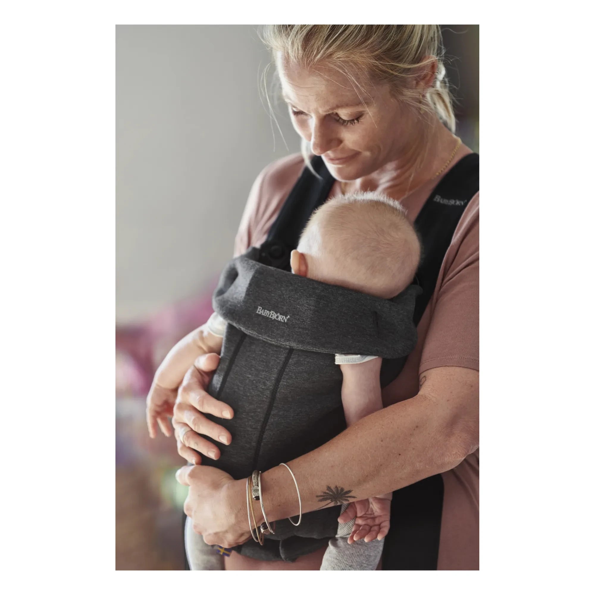 BabyBjörn - Canguro para bebés Mini 3D Jersey | Gris oscuro