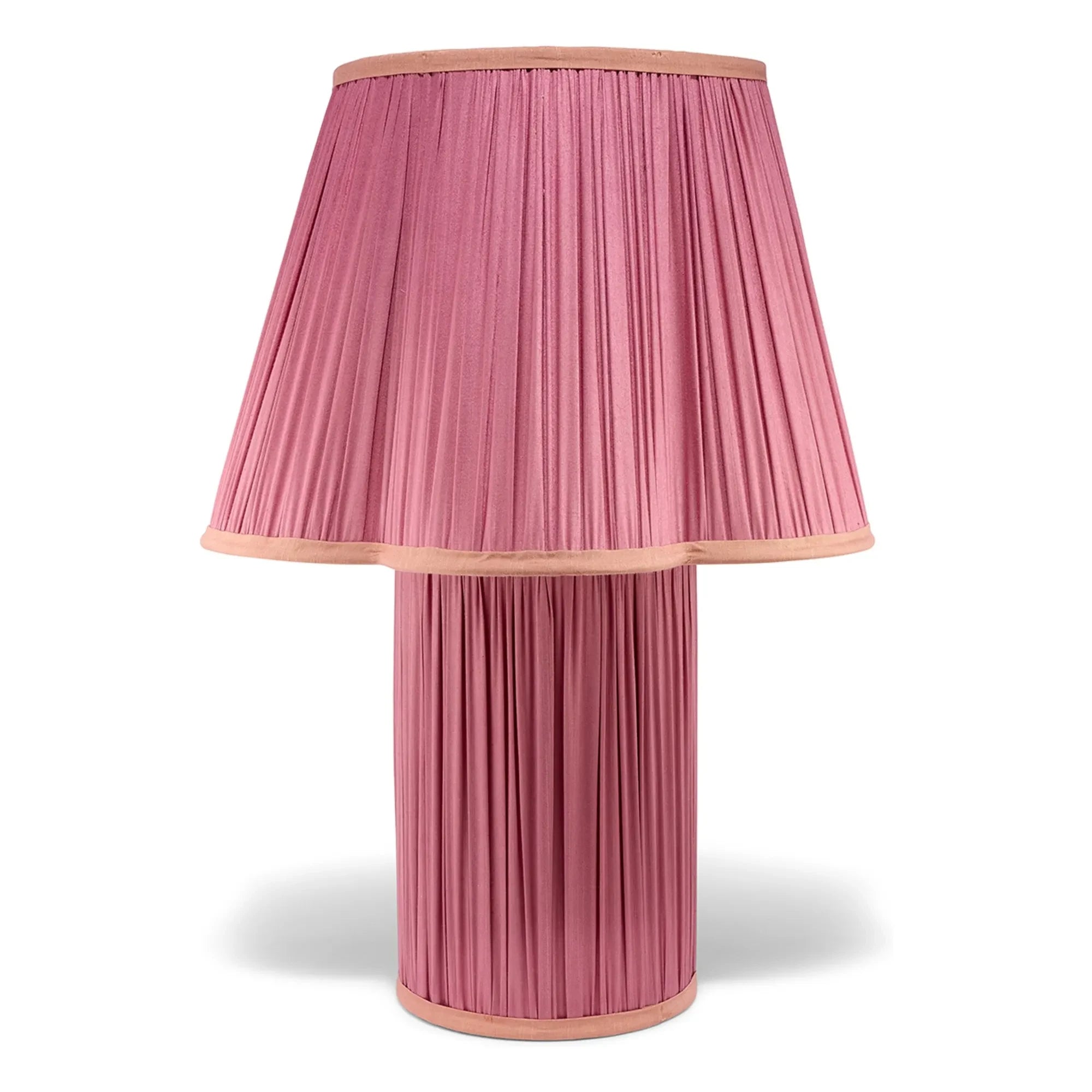 Doing Goods - Lámpara de mesa de seda Myra | Fucsia
