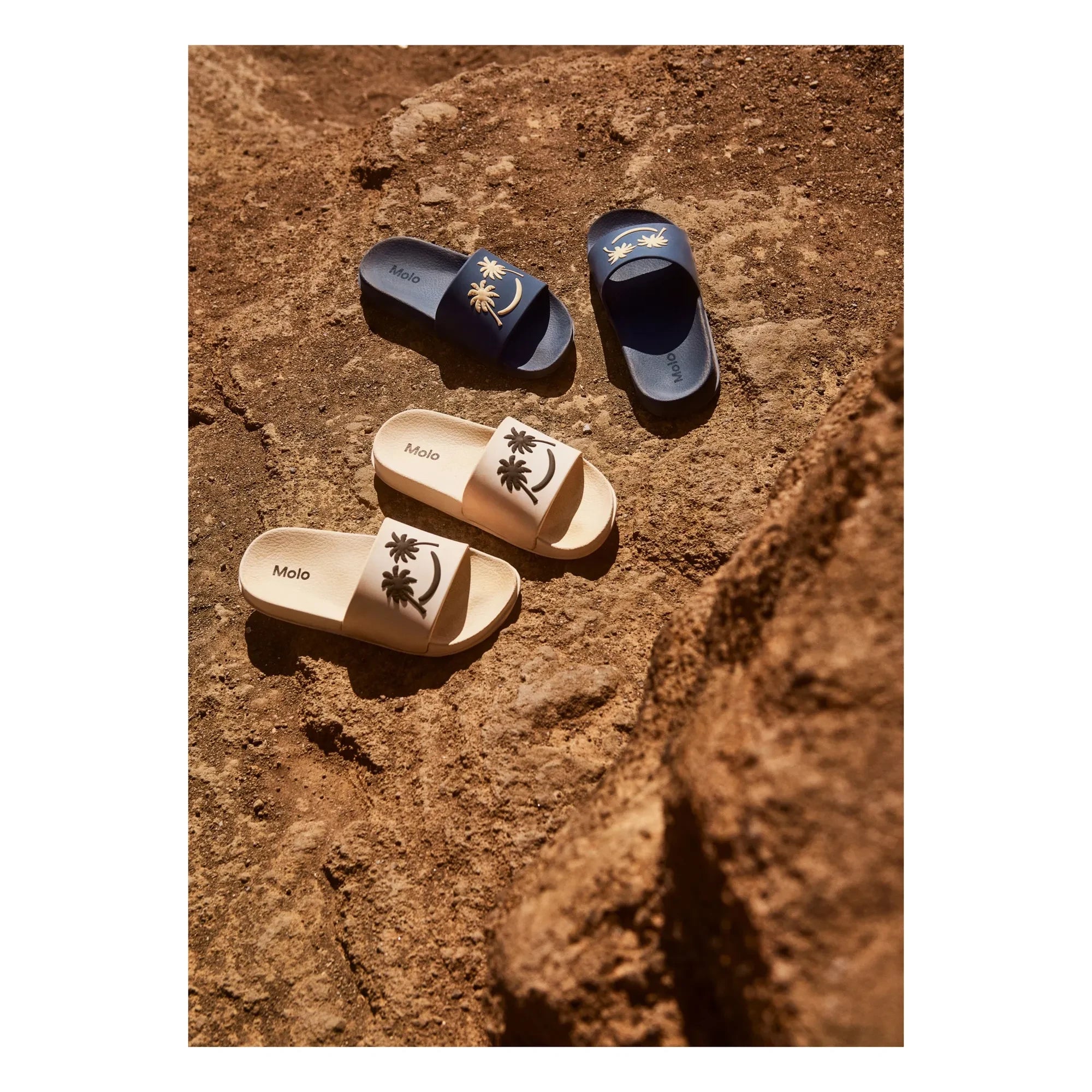 Molo - Zhappy Palm Smile Sandalias de playa | Crudo