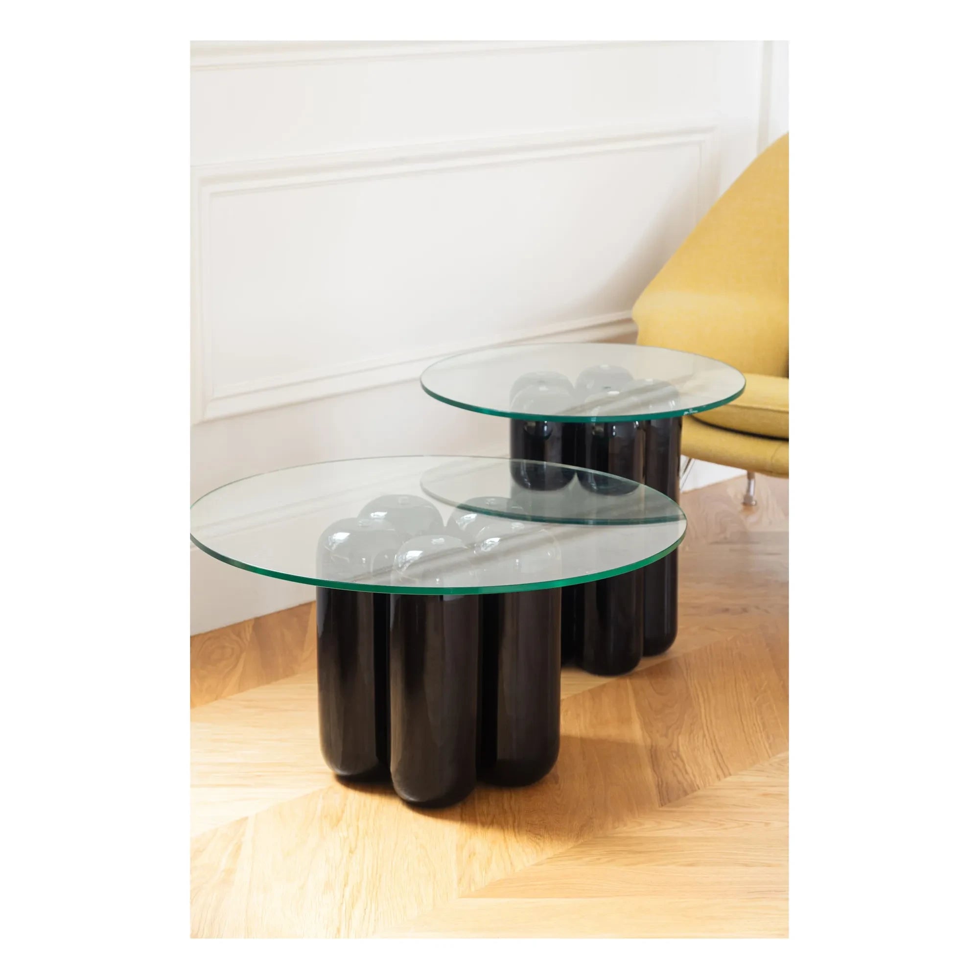 Cosin - Mesa auxiliar con tablero de cristal | Negro