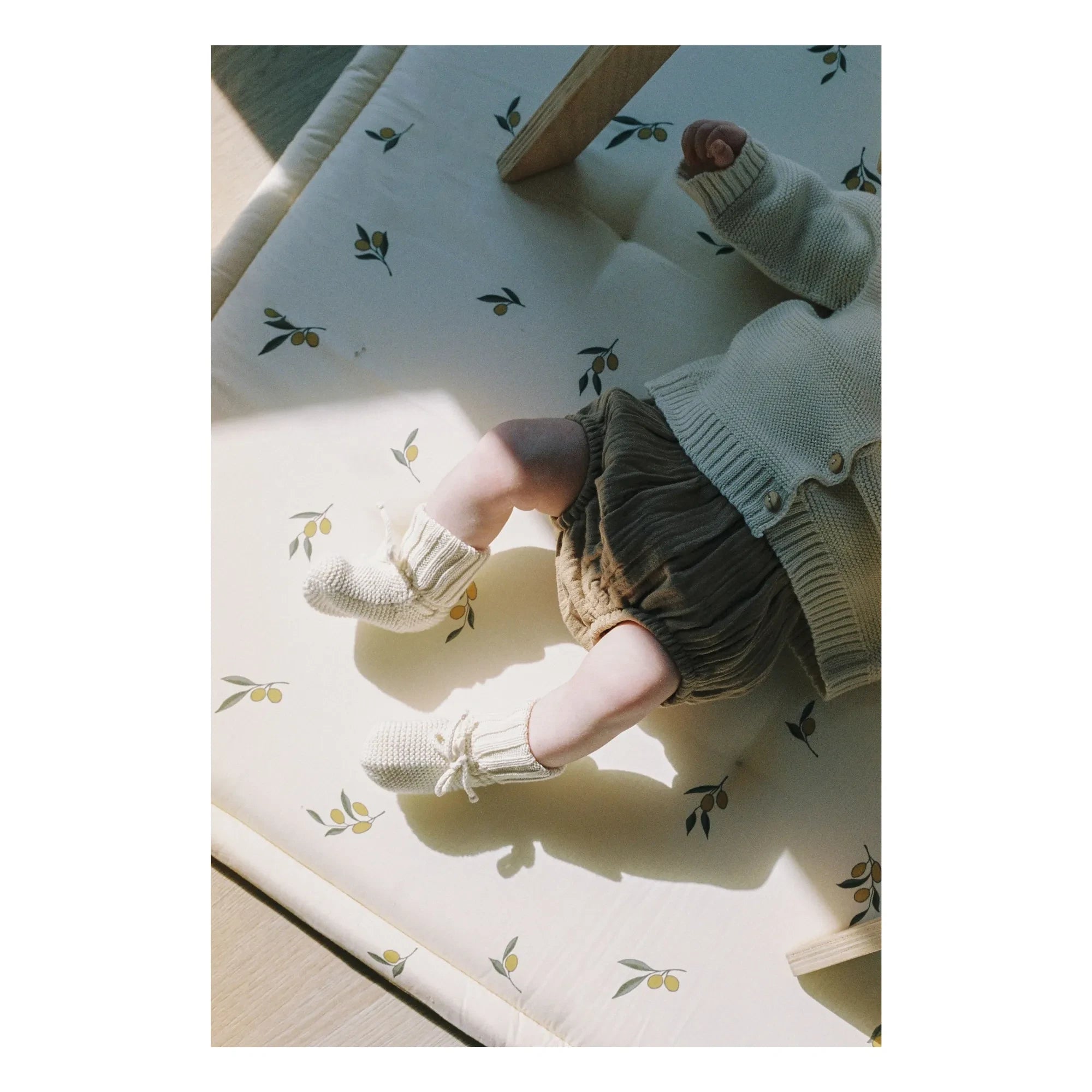 Charlie Crane - Tami oyun matı - Organic Zoo x Charlie Crane | Krem