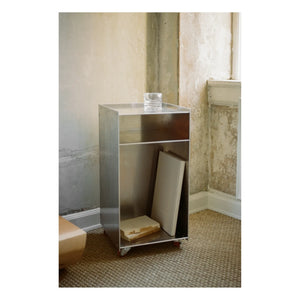 Frama - Mesa auxiliar de aluminio Rivet Box