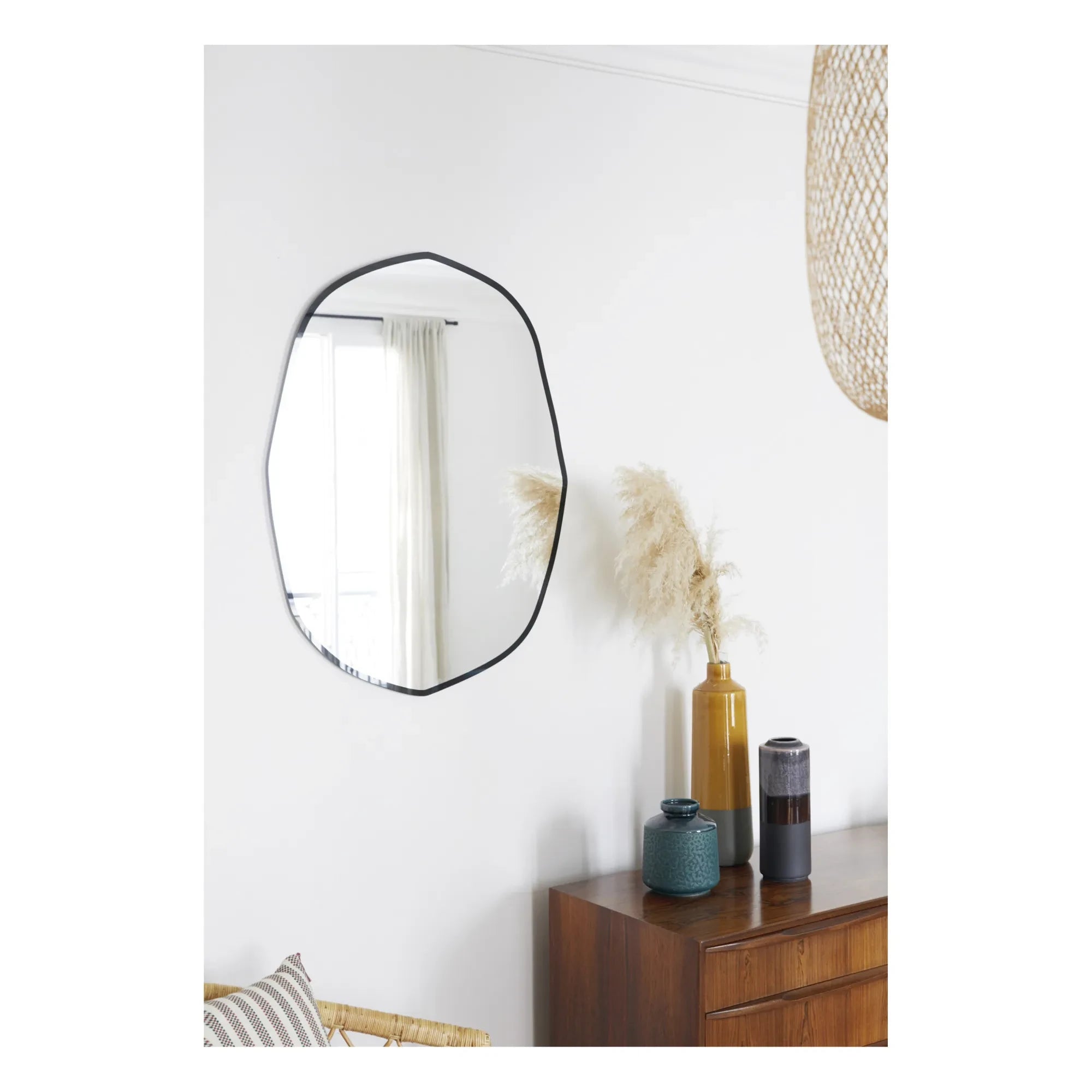M Nuance - Espejo Contorno Negro Extra Liso Biselado - Asimétrico 66 x 85 cm | Negro