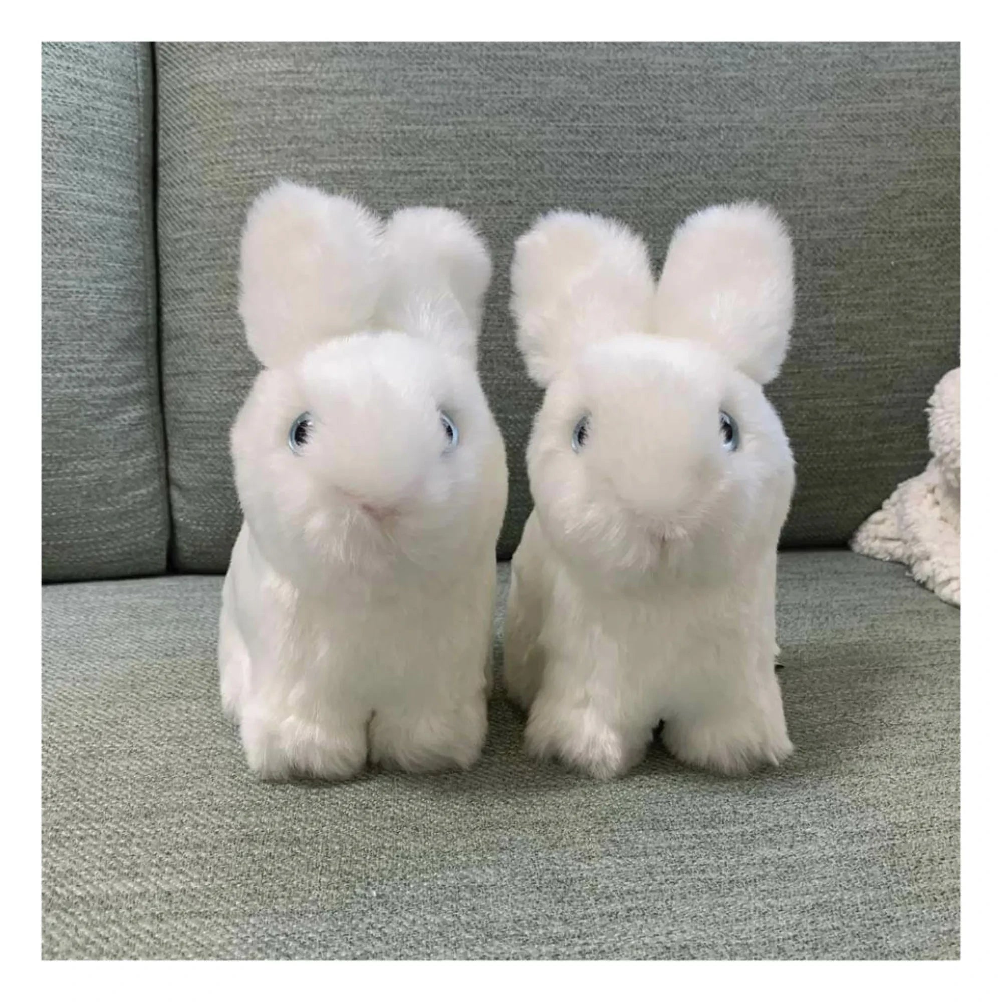 La Pelucherie - Peluche de conejo Léon 15 cm | Blanco