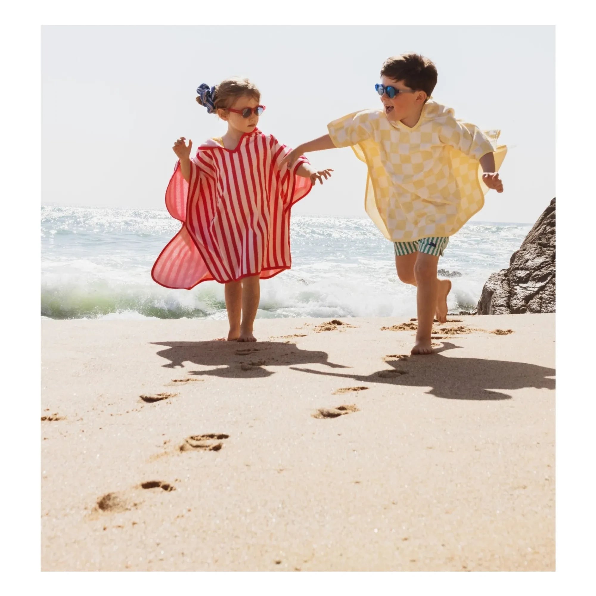 Jera Mini - Poncho de toalla a rayas | Rosa