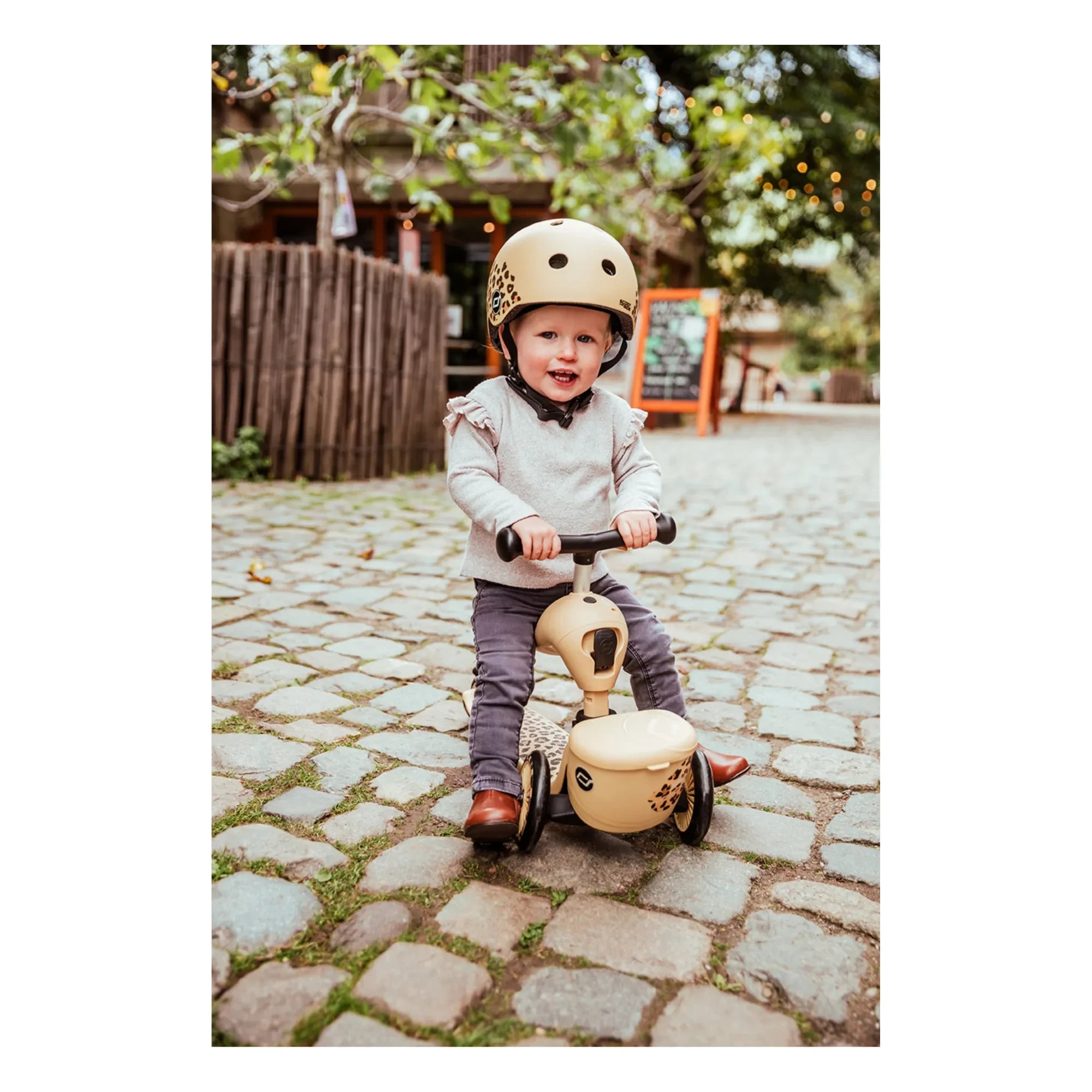 Scoot & Ride - Casco