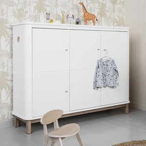 Oliver Furniture - Cómoda de Roble de 3 Puertas con Varios Compartimentos | Blanco