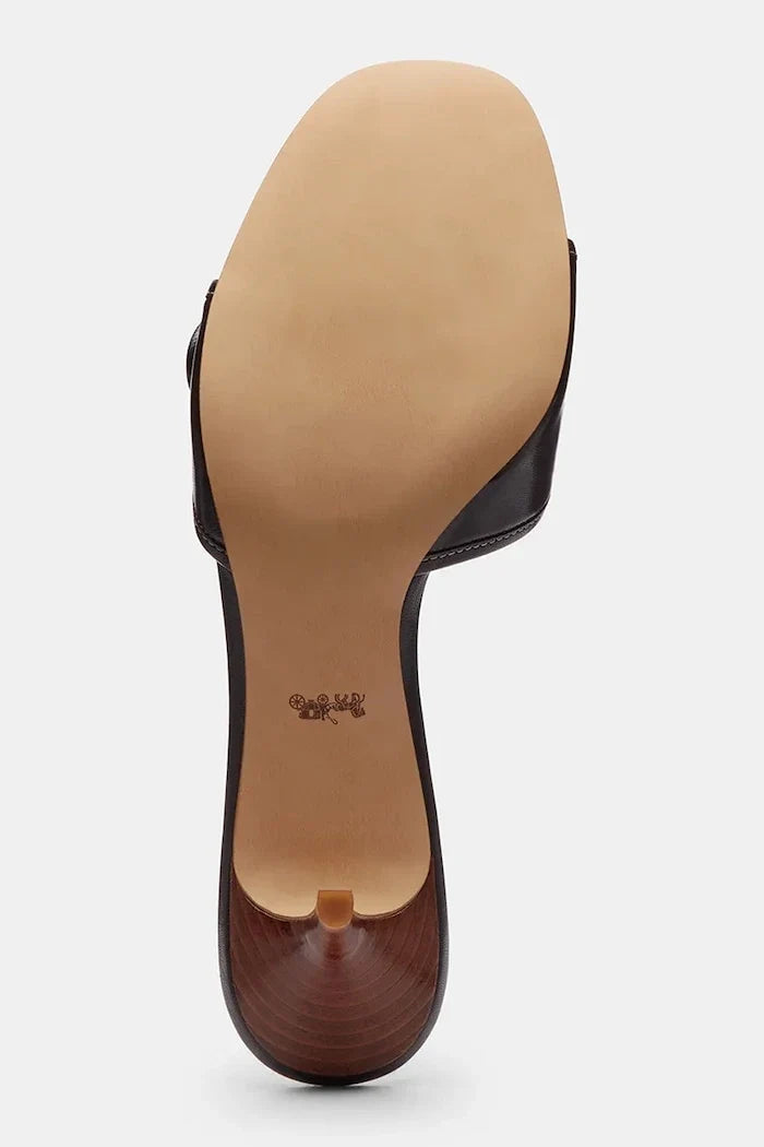 Coach sandalias de cuero de tacón bajo Margot Leather para mujer