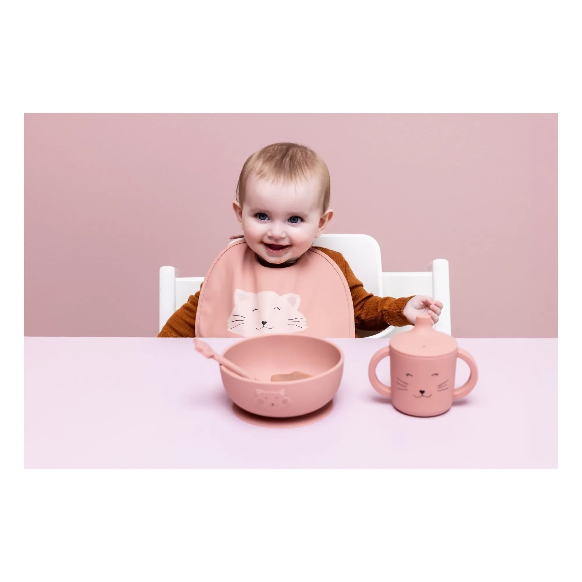Trixie - Cuenco de silicona con base antideslizante para gatos Sra. Cat | Rosa